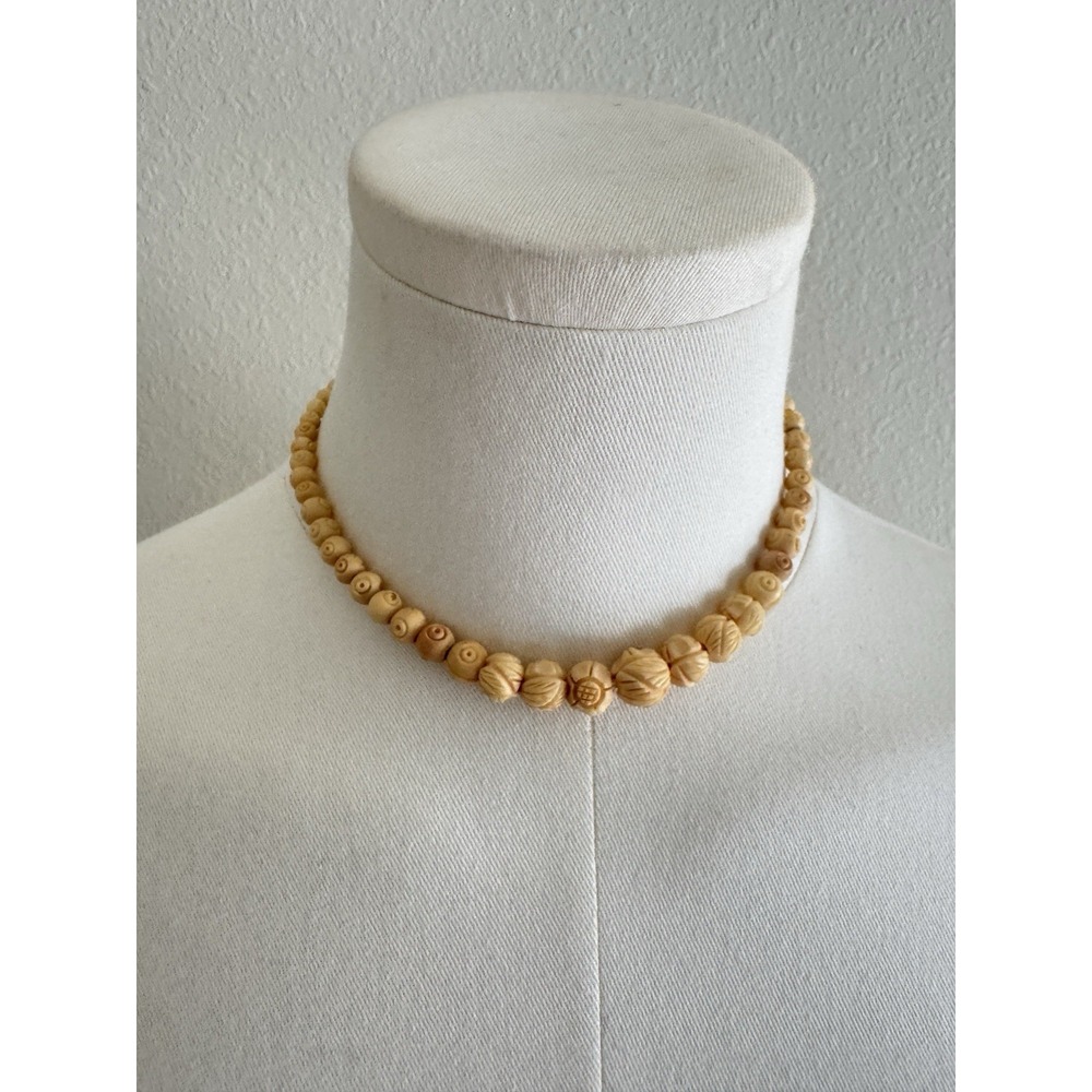Vintage Hand Carved Rose Necklace Graduated Floral Beads Choker Boho Festival